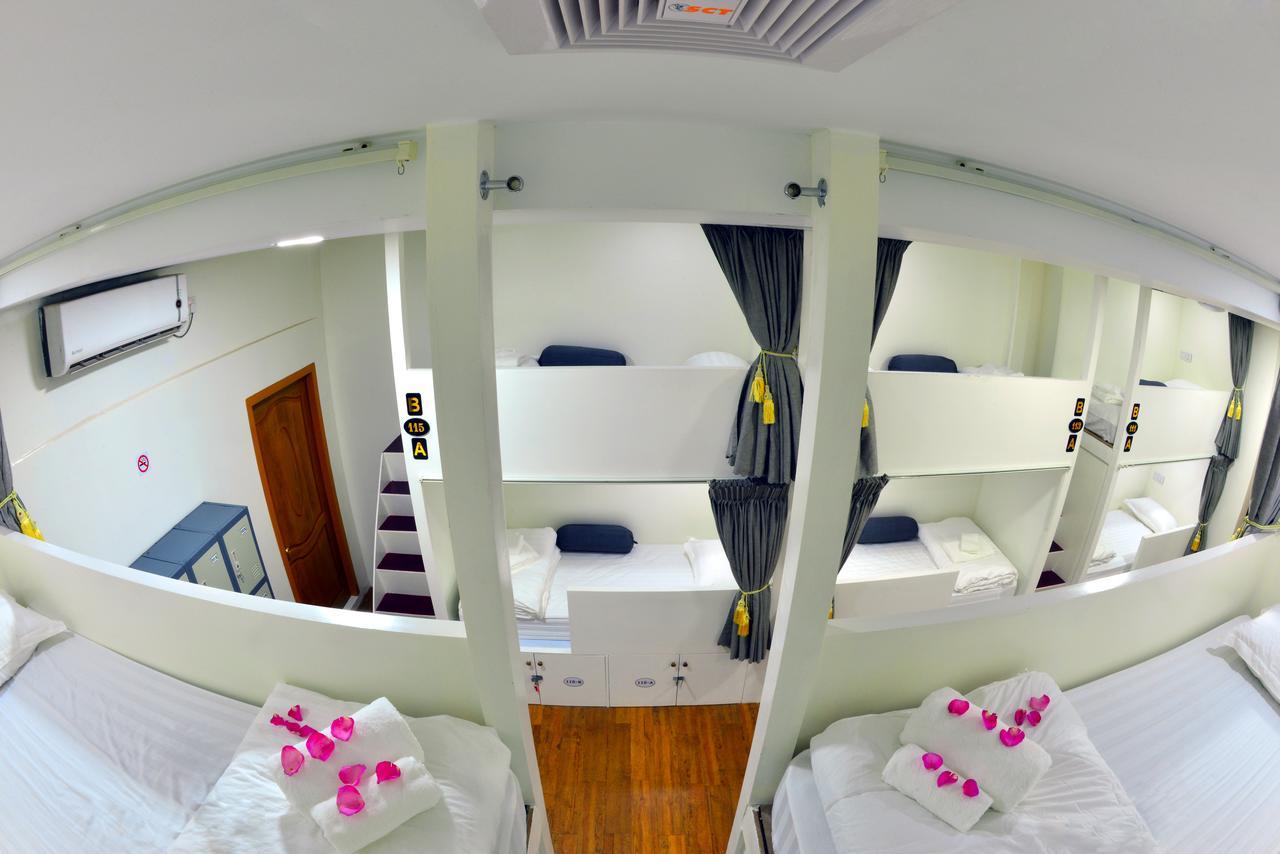 Backpacker Hostel (Adults Only) Янгон Экстерьер фото